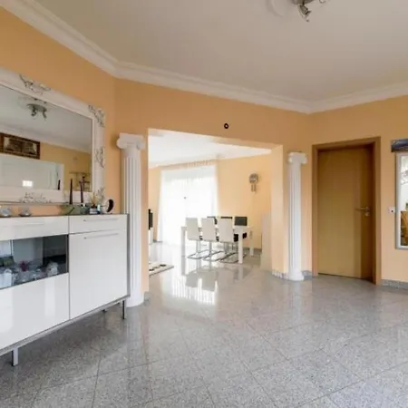 Private House *